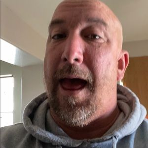 Meet your Posher, Mitchell